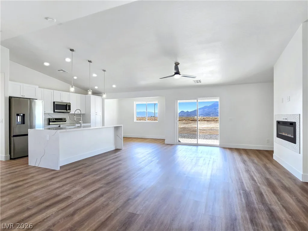 5880 Johnnie Mine, Pahrump, NV 89060