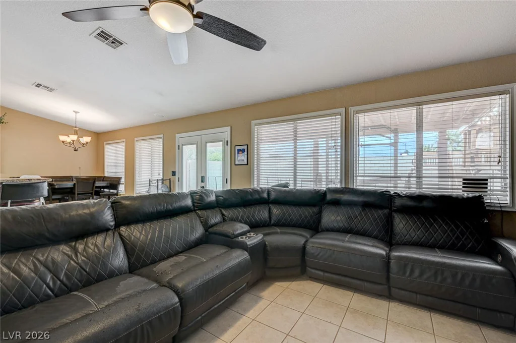 541 Trocadero, Henderson, NV 89015