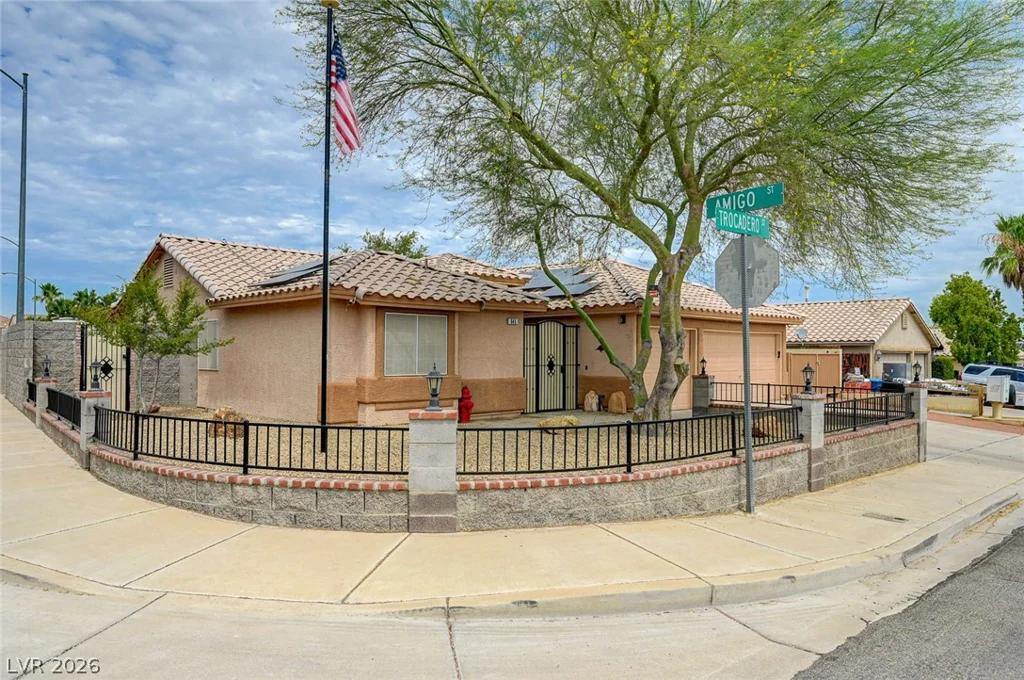 541 Trocadero, Henderson, NV 89015
