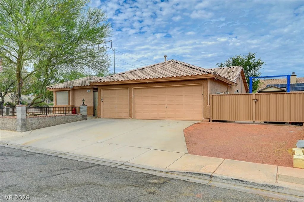 541 Trocadero, Henderson, NV 89015