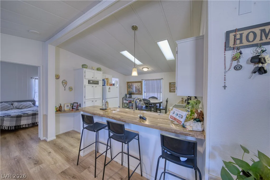 5331 Bonnie, Pahrump, NV 89048
