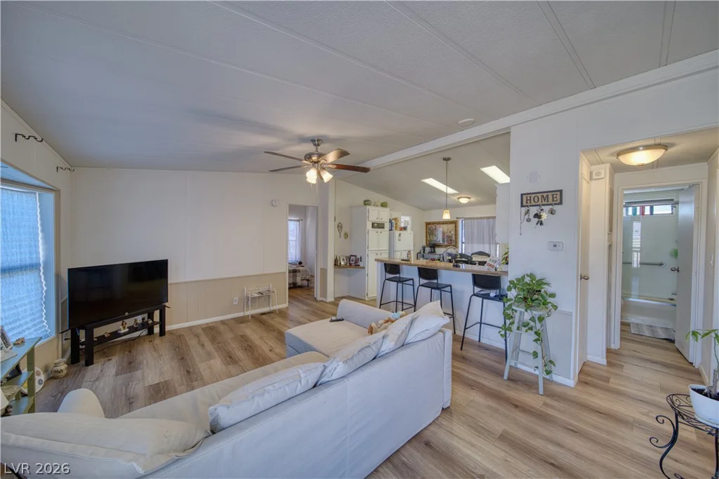 5331 Bonnie, Pahrump, NV 89048