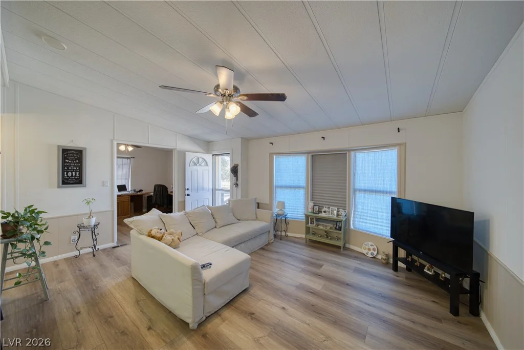 5331 Bonnie, Pahrump, NV 89048