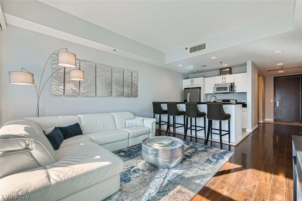 4525 Dean Martin, Las Vegas, NV 89103