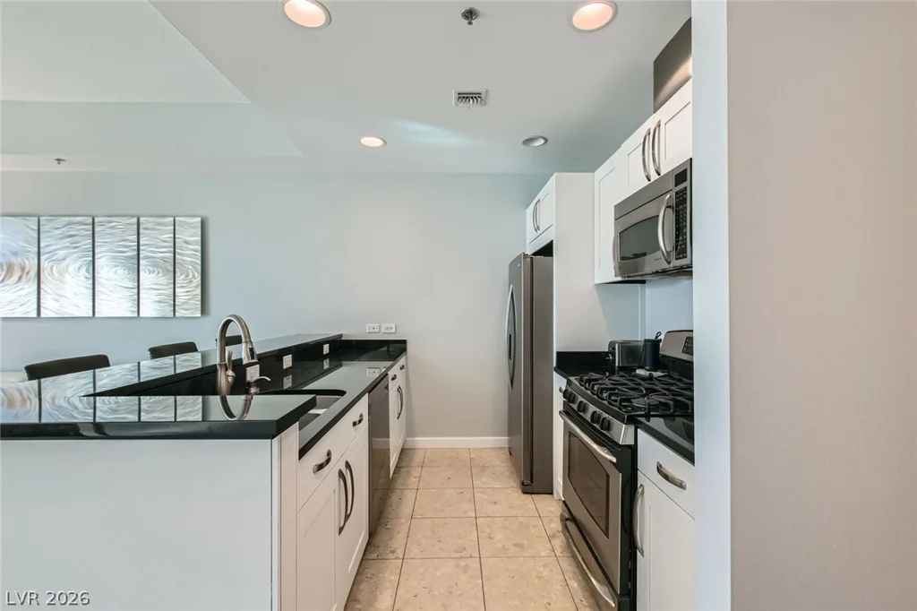 4525 Dean Martin, Las Vegas, NV 89103