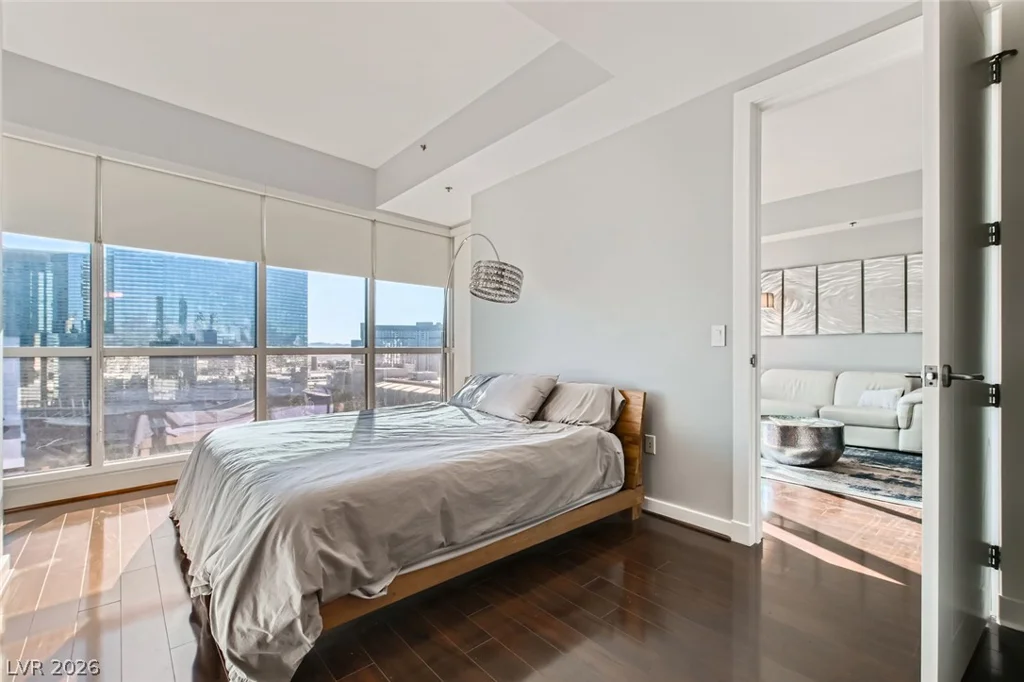 4525 Dean Martin, Las Vegas, NV 89103