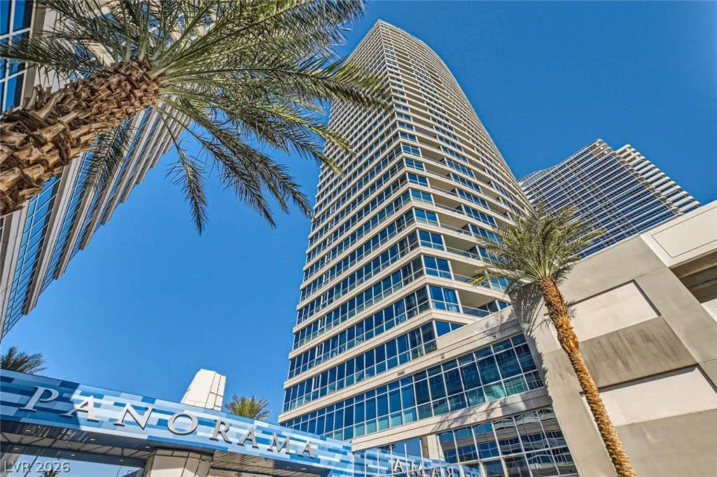 4525 Dean Martin, Las Vegas, NV 89103