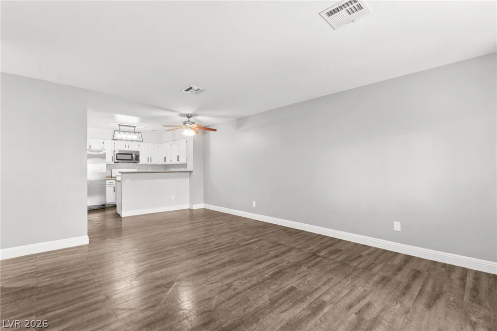 2108 Willowbury, Las Vegas, NV 89108
