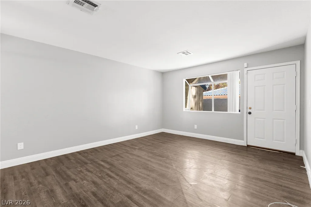 2108 Willowbury, Las Vegas, NV 89108