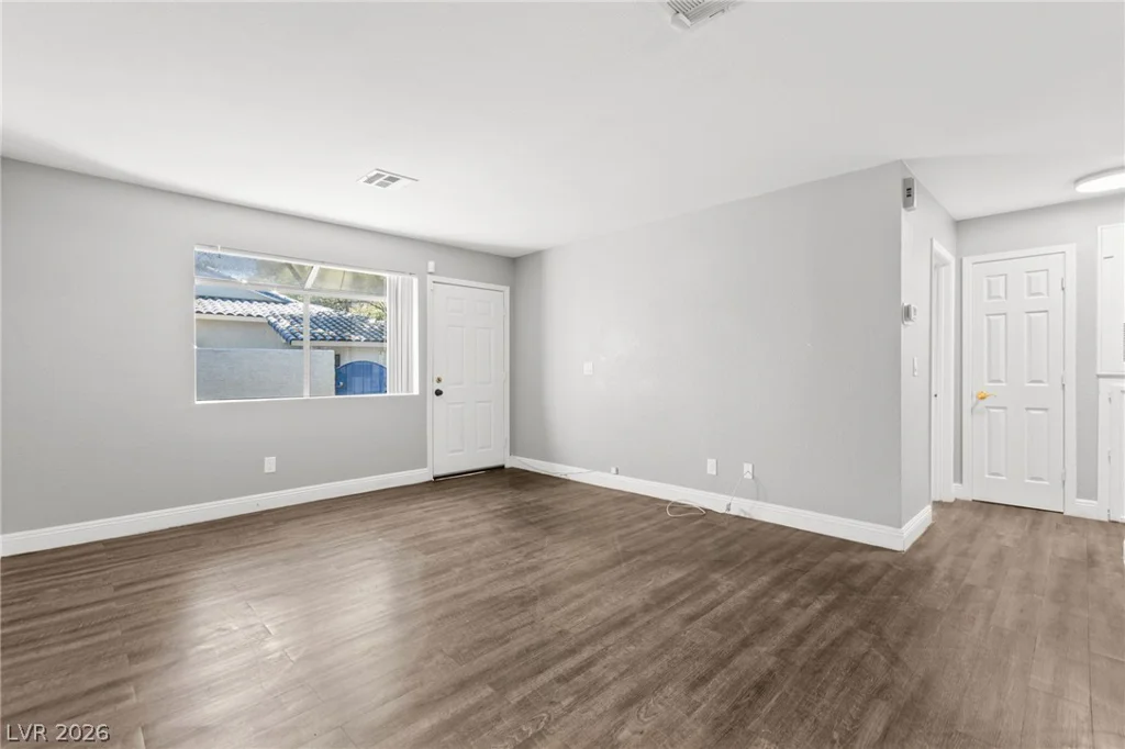 2108 Willowbury, Las Vegas, NV 89108