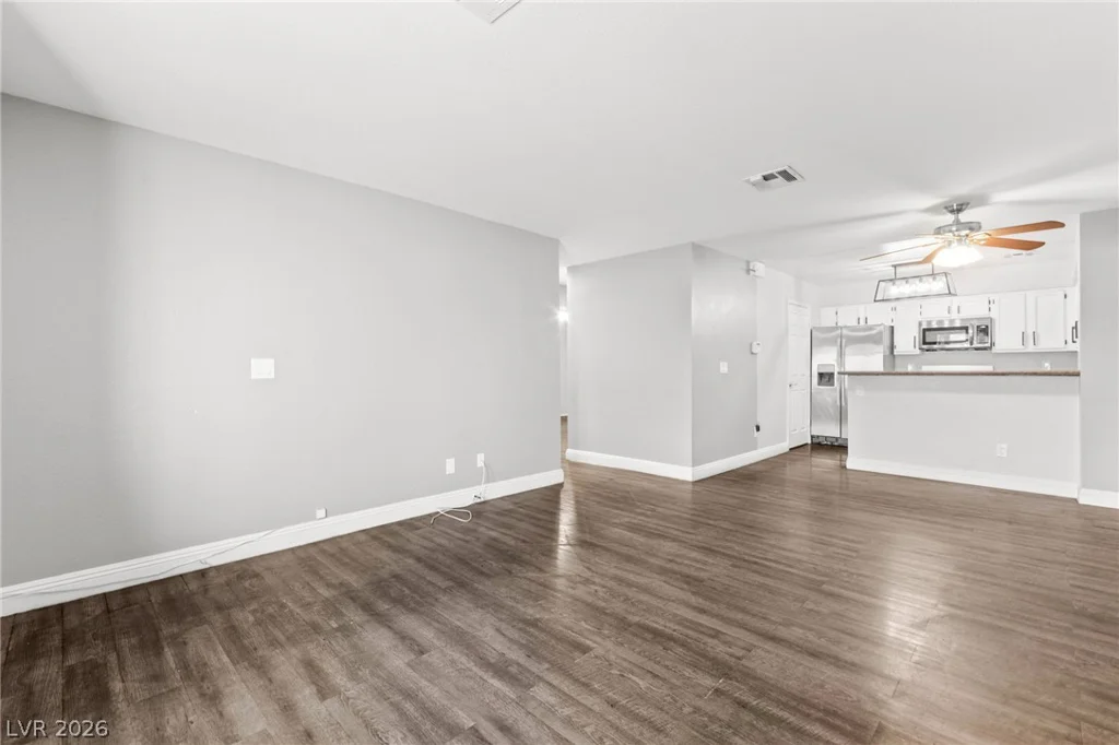 2108 Willowbury, Las Vegas, NV 89108