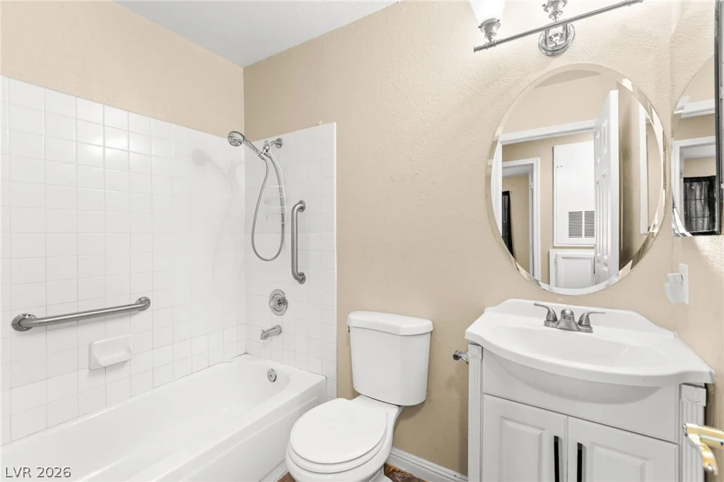 2108 Willowbury, Las Vegas, NV 89108