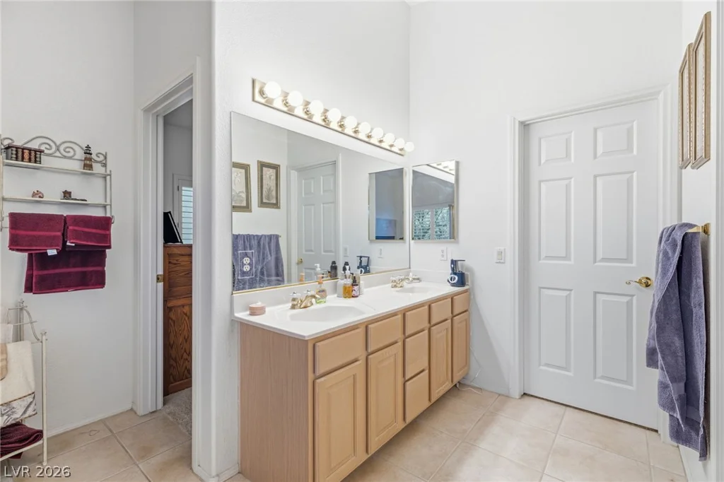 2244 Alanhurst, Henderson, NV 89052