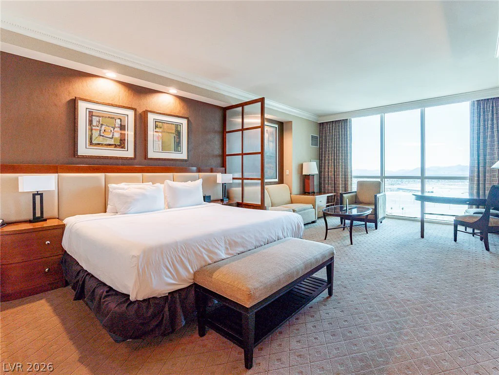 135 Harmon, Las Vegas, NV 89109