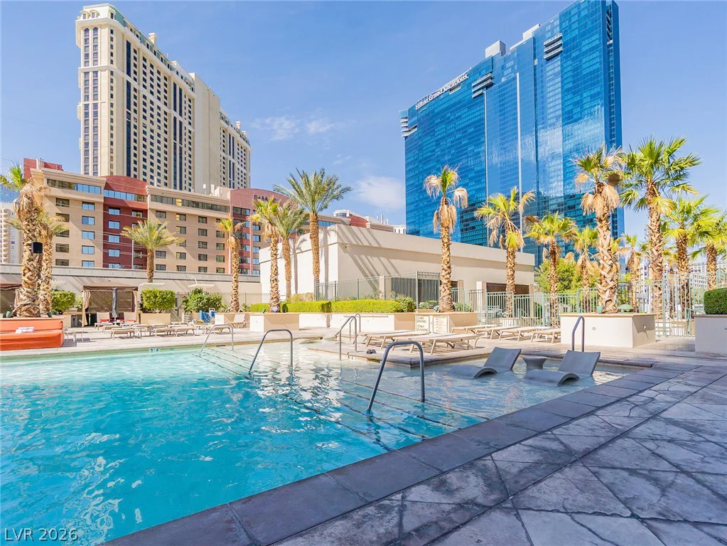 135 Harmon, Las Vegas, NV 89109