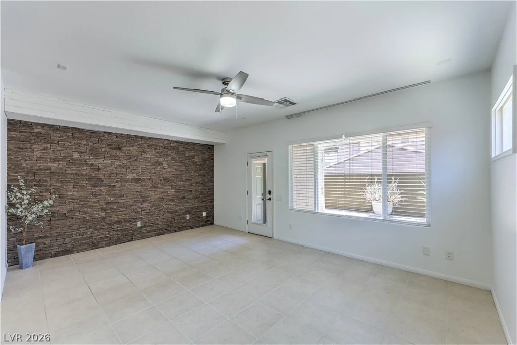 10489 Rusty Railroad, Las Vegas, NV 89135