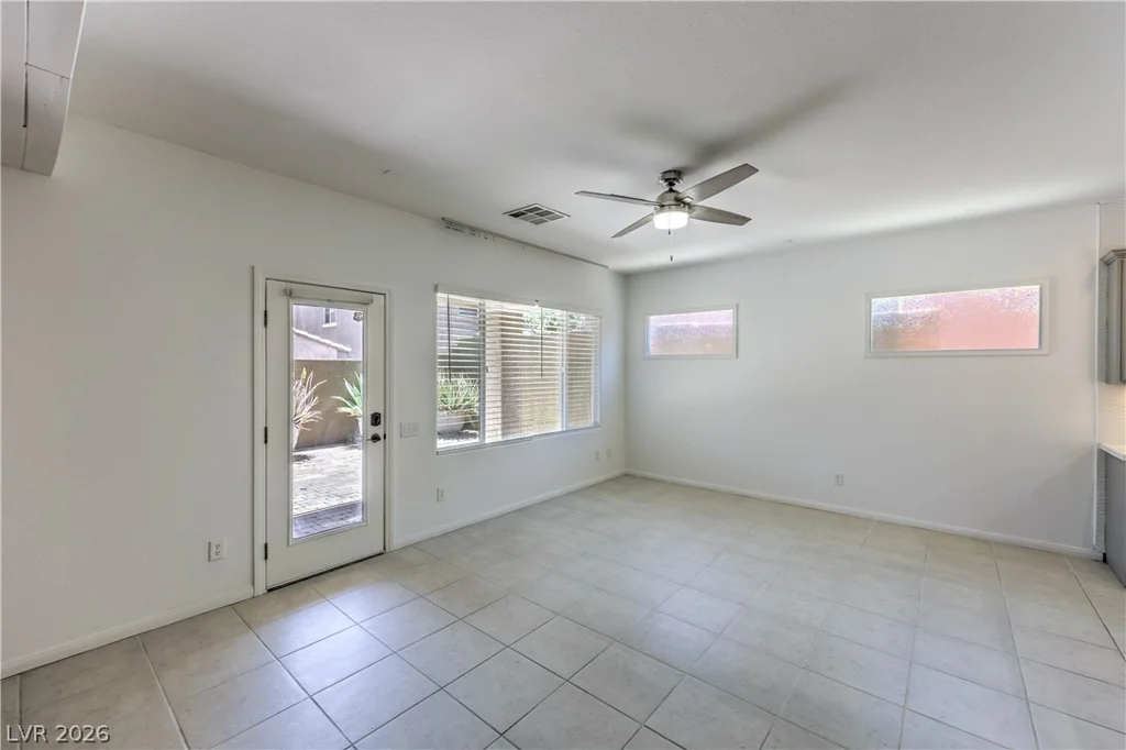 10489 Rusty Railroad, Las Vegas, NV 89135