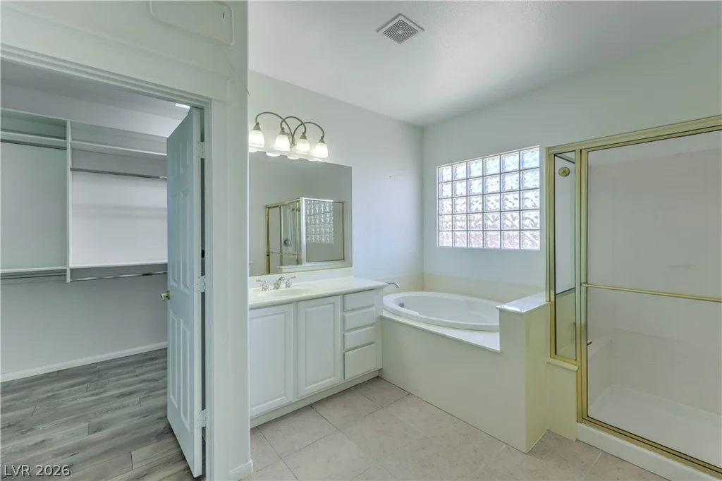 10489 Rusty Railroad, Las Vegas, NV 89135