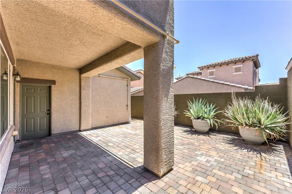 10489 Rusty Railroad, Las Vegas, NV 89135