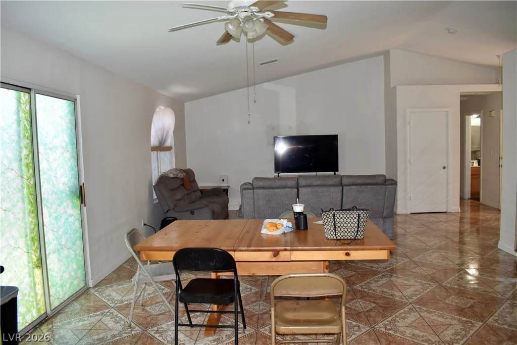 1701 Jernae, Las Vegas, NV 89108