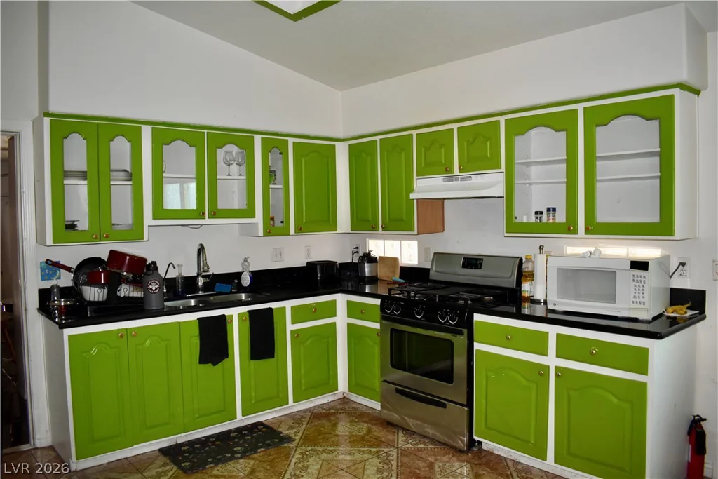 1701 Jernae, Las Vegas, NV 89108