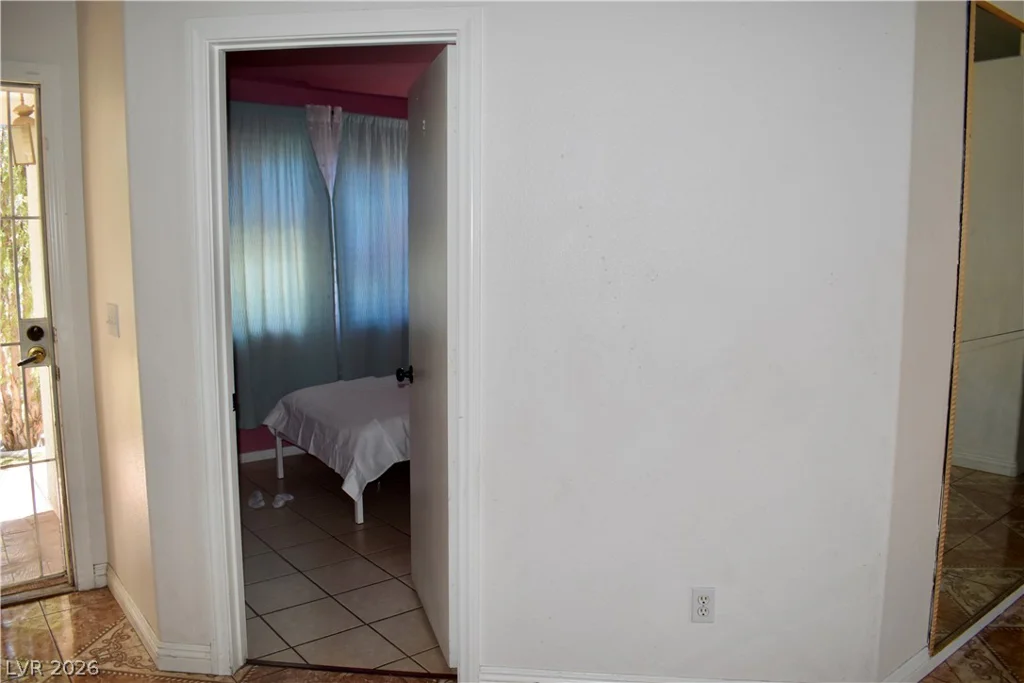 1701 Jernae, Las Vegas, NV 89108