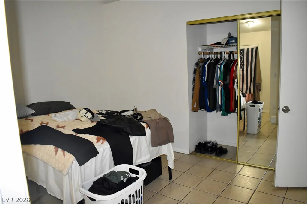 1701 Jernae, Las Vegas, NV 89108