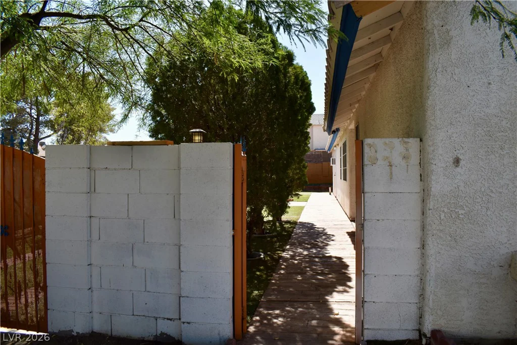 1701 Jernae, Las Vegas, NV 89108