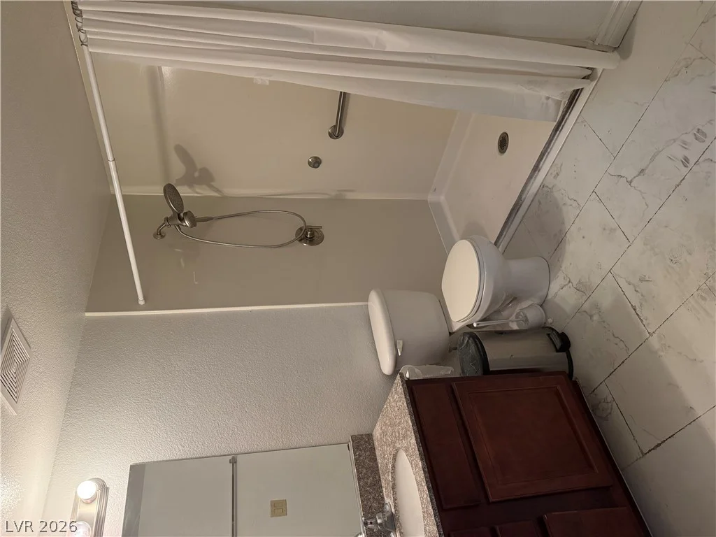 2451 Rainbow, Las Vegas, NV 89108
