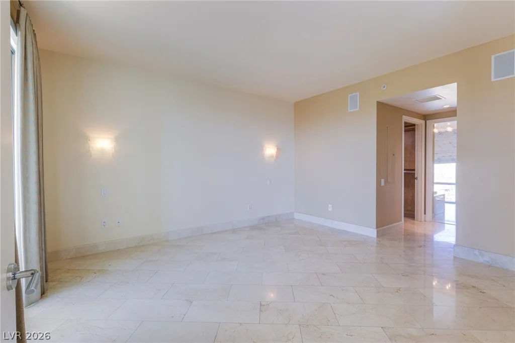 322 Karen, Las Vegas, NV 89109