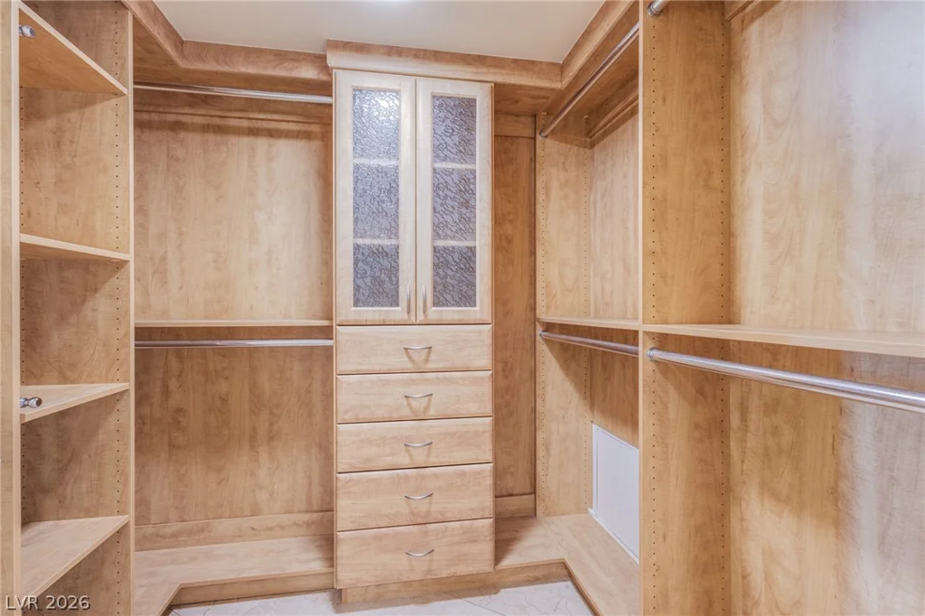 322 Karen, Las Vegas, NV 89109