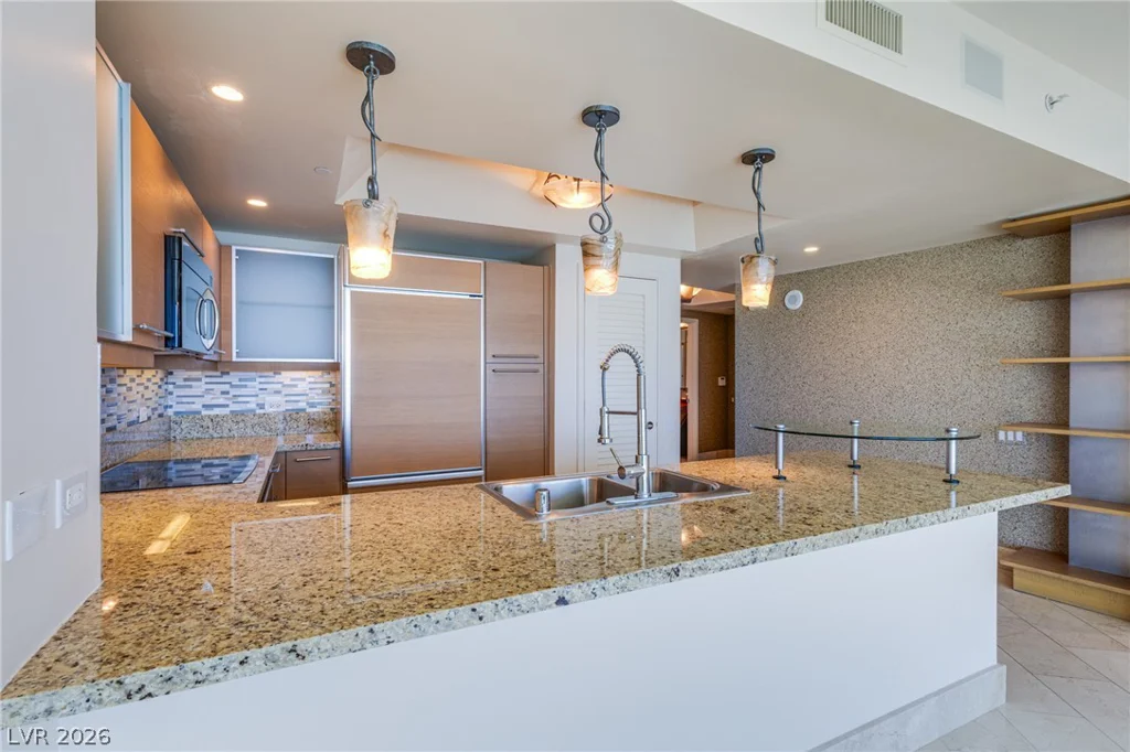 322 Karen, Las Vegas, NV 89109