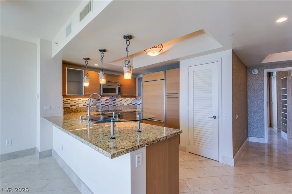 322 Karen, Las Vegas, NV 89109
