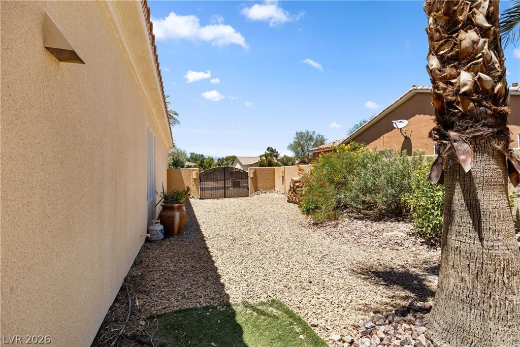 5612 Lusitano, Las Vegas, NV 89130