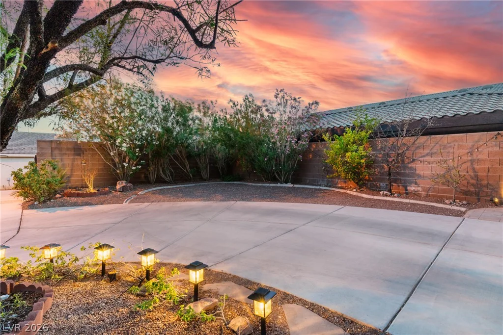 9692 Sandia, Las Vegas, NV 89147
