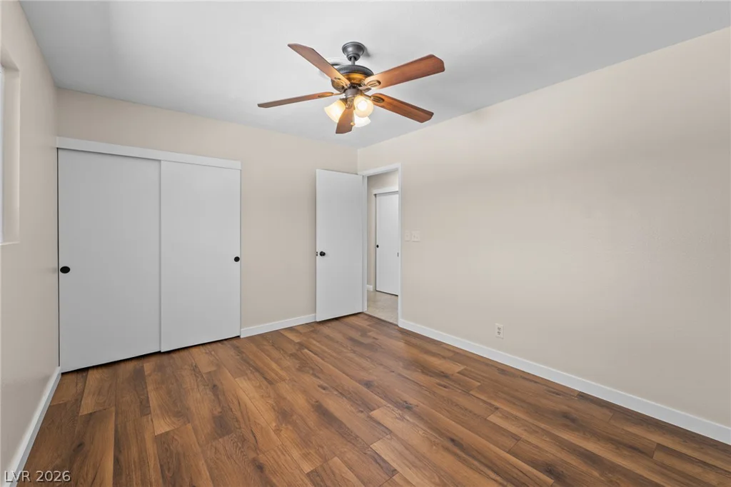 1909 Stonehaven, Las Vegas, NV 89108