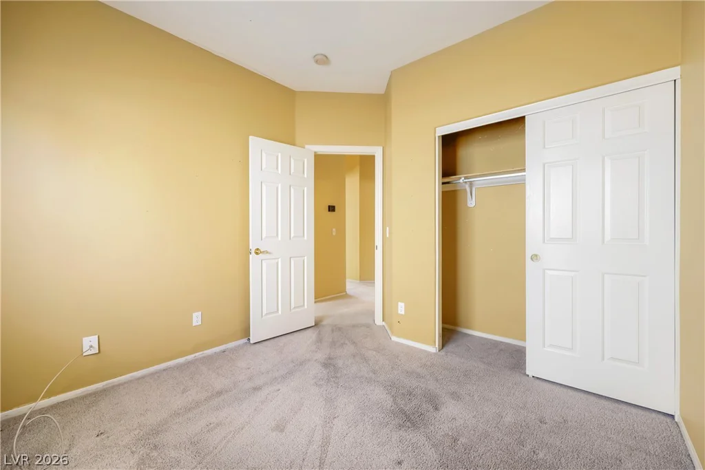 7442 Midfield, Las Vegas, NV 89120