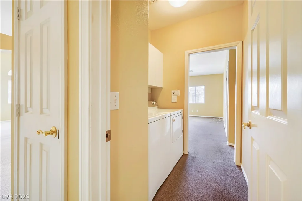 7442 Midfield, Las Vegas, NV 89120