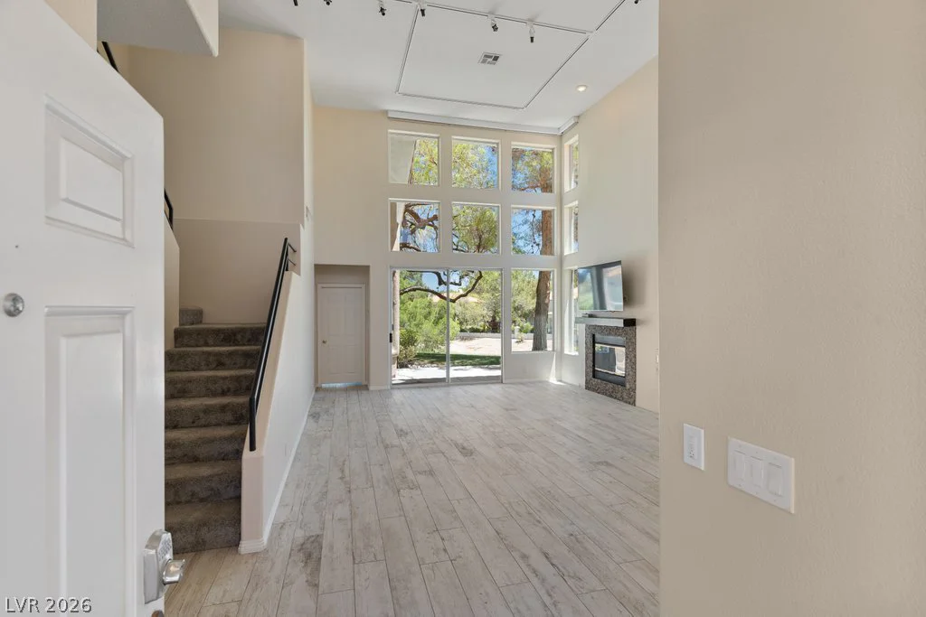 5016 Mount Pleasant, Las Vegas, NV 89113