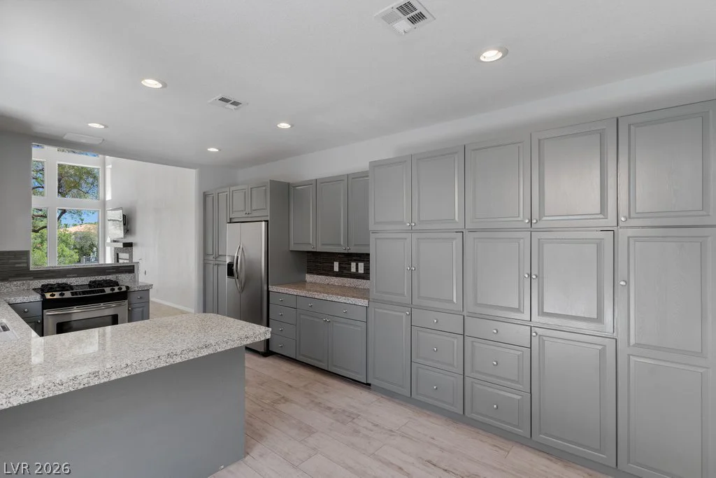 5016 Mount Pleasant, Las Vegas, NV 89113