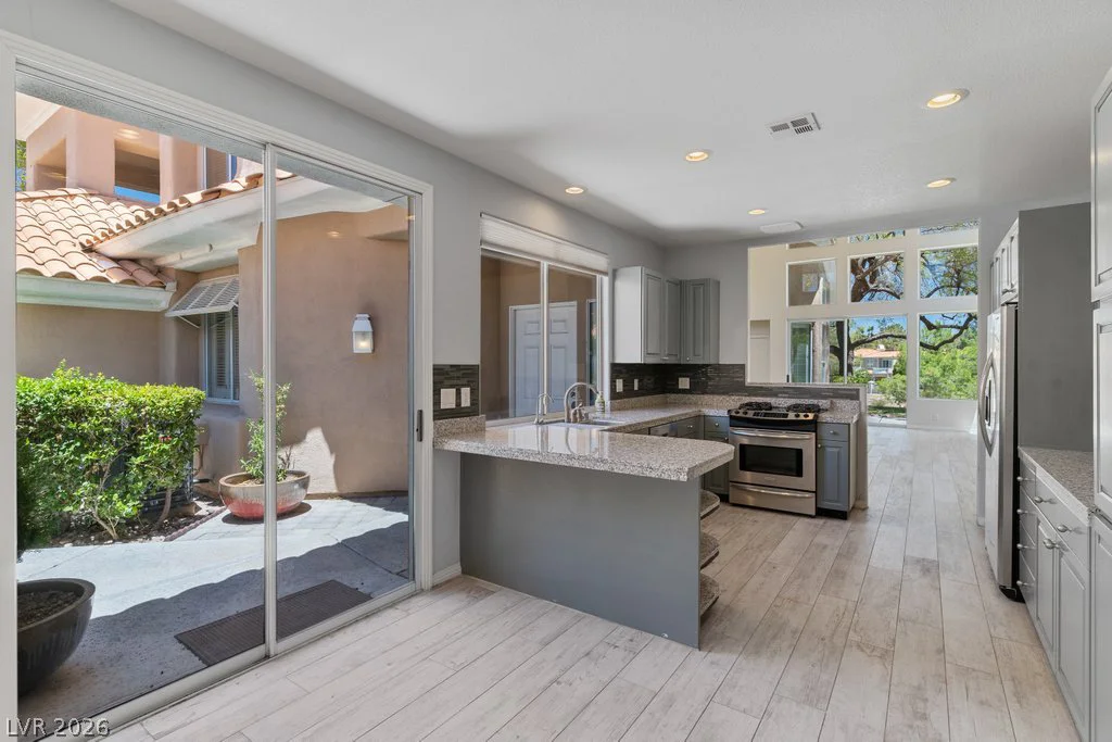 5016 Mount Pleasant, Las Vegas, NV 89113
