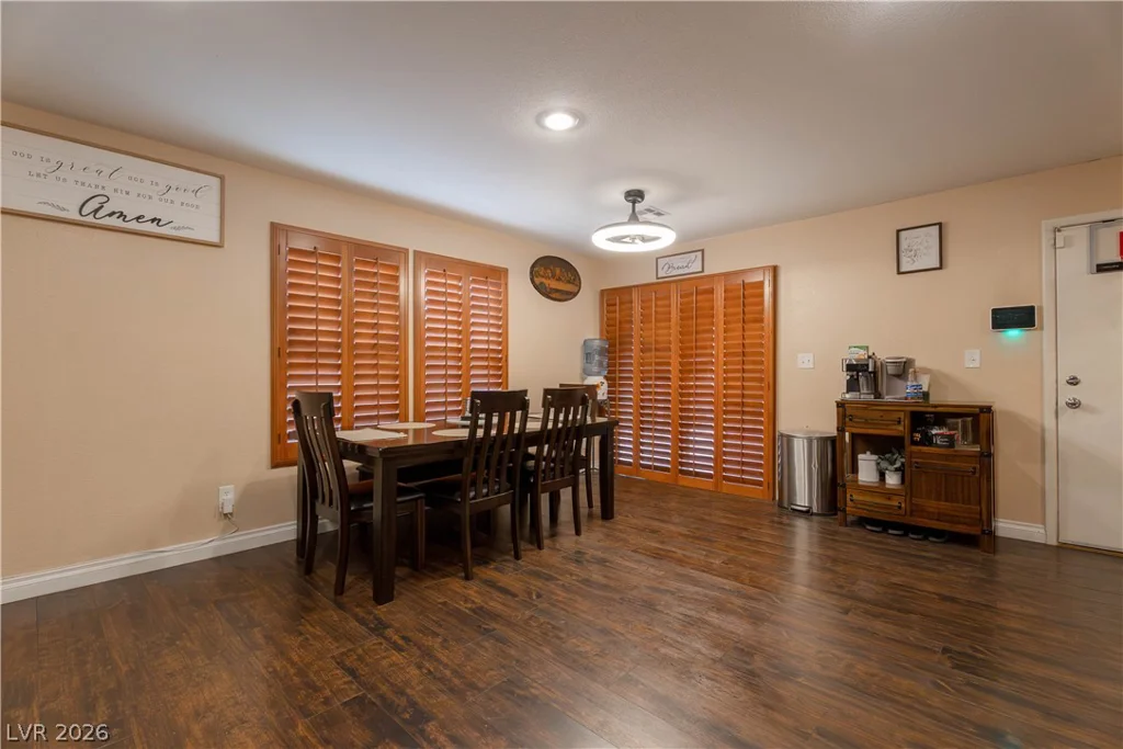 7220 La Cadena, Las Vegas, NV 89179