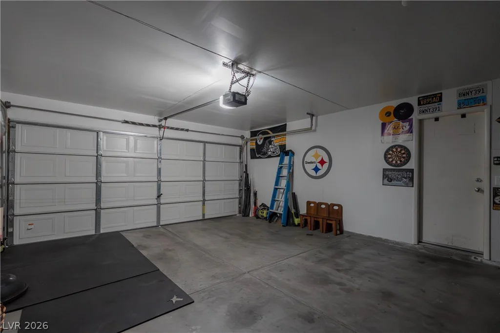 7220 La Cadena, Las Vegas, NV 89179