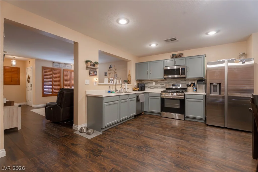7220 La Cadena, Las Vegas, NV 89179