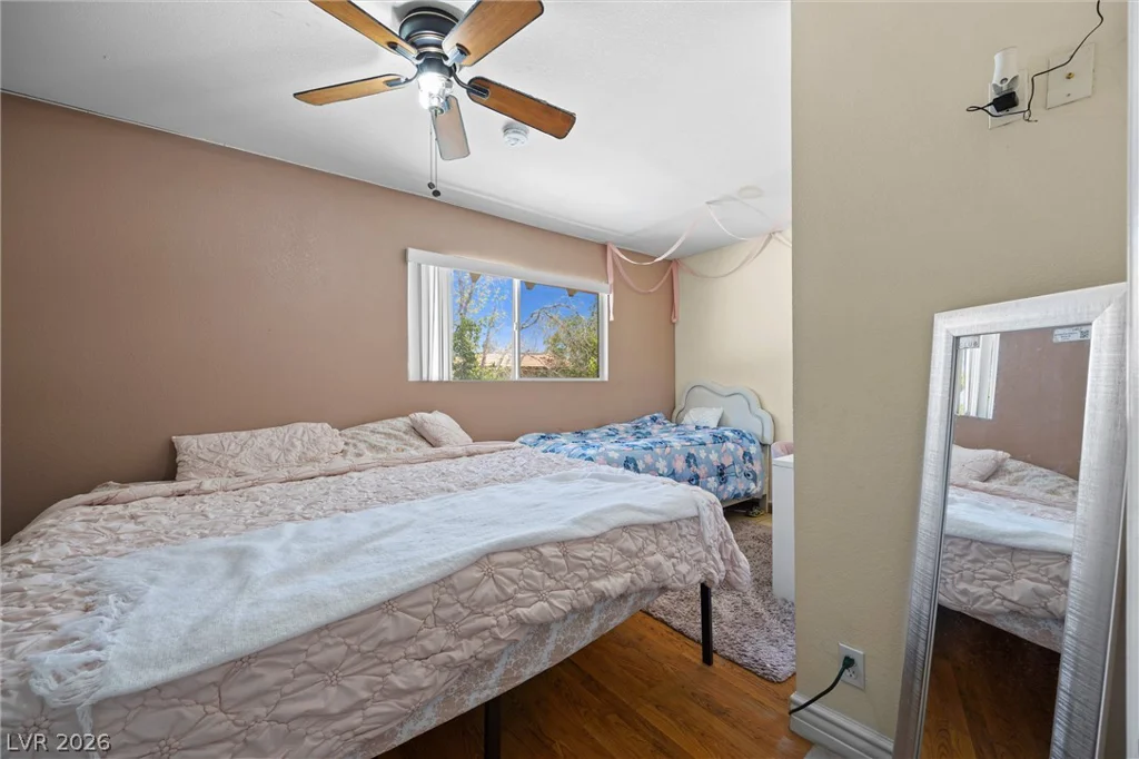 5017 Village, Las Vegas, NV 89142