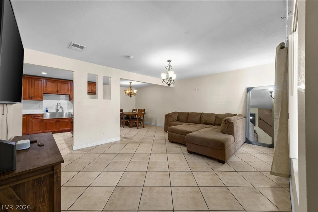 5017 Village, Las Vegas, NV 89142