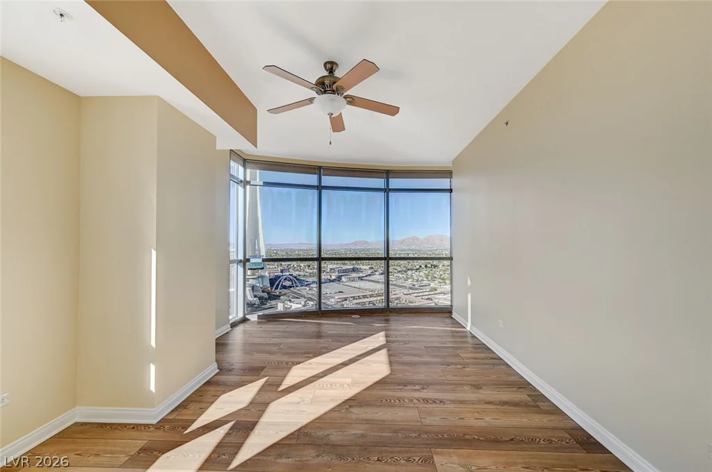 200 Sahara, Las Vegas, NV 89102