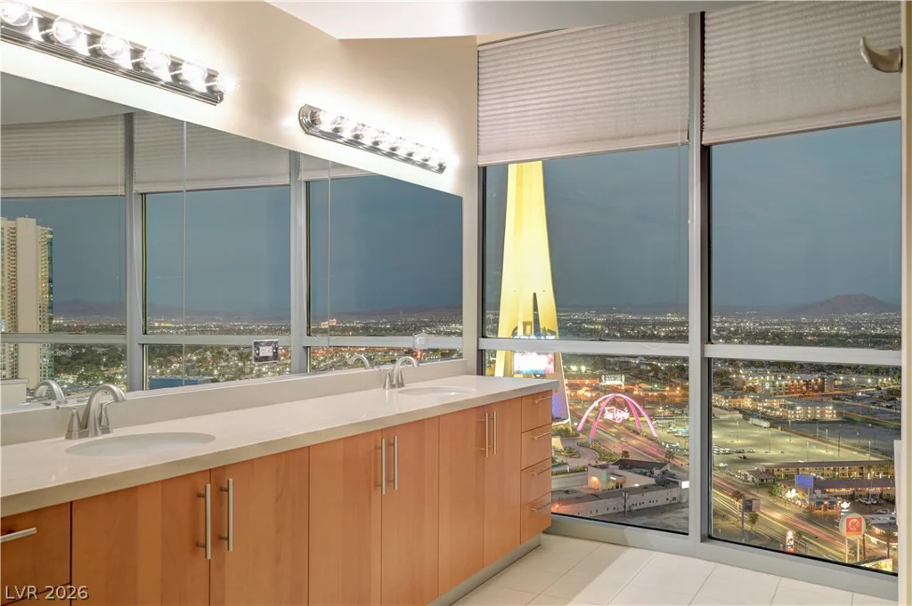 200 Sahara, Las Vegas, NV 89102
