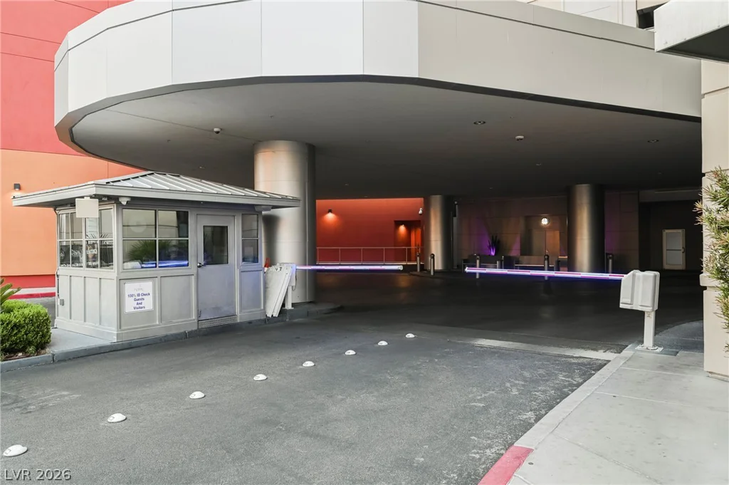 200 Sahara, Las Vegas, NV 89102
