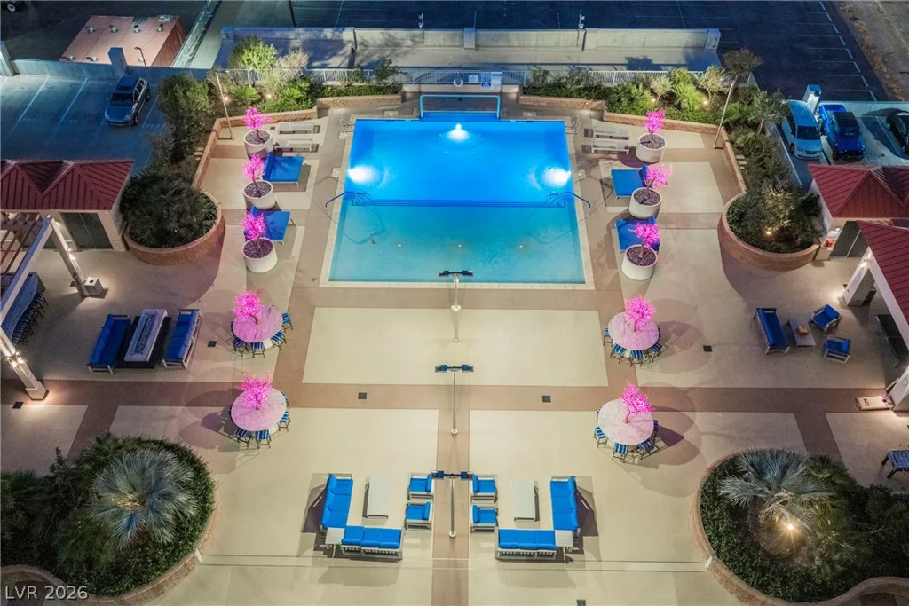 200 Sahara, Las Vegas, NV 89102